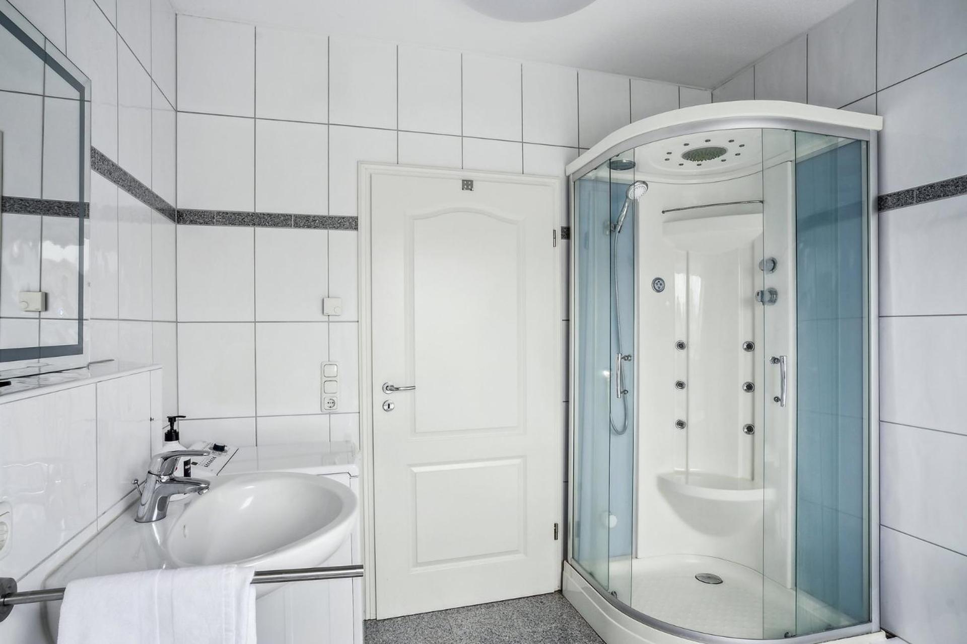 Oara Comfort Home, Ferienhaus 210Qm Mit Garten Reppenstedt ภายนอก รูปภาพ
